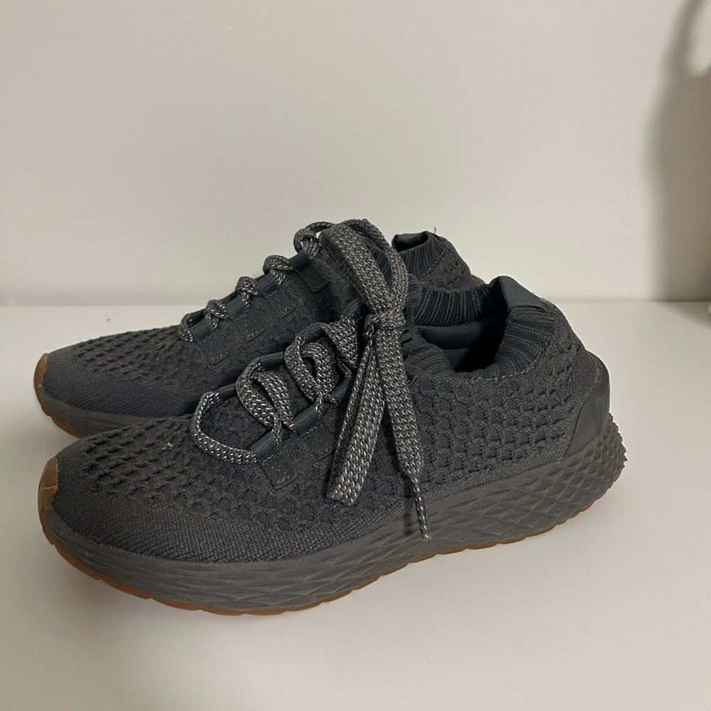 Nobull women’s shoes